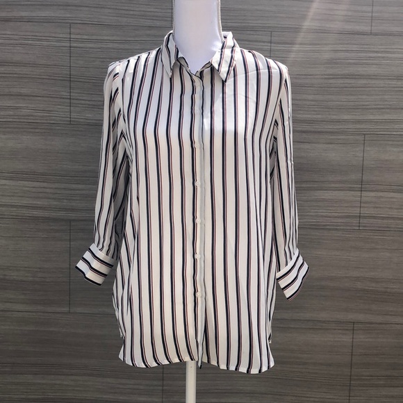 Timing Tops - Button down tunic blouse Size Large